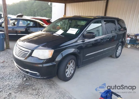 2014 Chrysler Town & Country Touring from USA, damaged, VIN 2C4RC1BG2ER357885